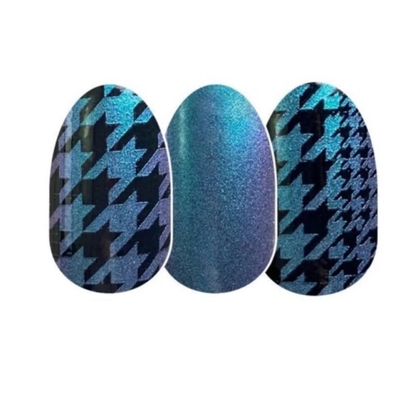 🎉3/$25 NEW Color Street Nail Strips Suit Yourself teal to purple houndstooth - Picture 11 of 11